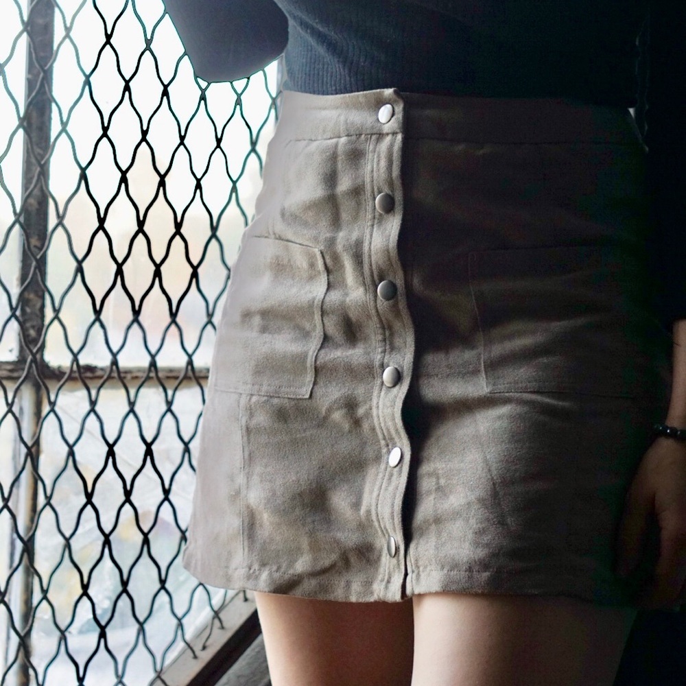 BB Dakota faux suede skirt